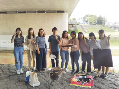 ゼミ生でバーベキュー(BBQ)