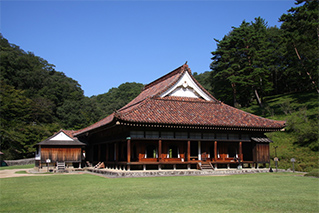 Shizutani-school