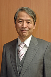 国立大学法人岡山大学長の写真