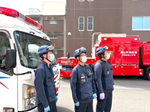 訓練に参加した当院の医師、救急救命士